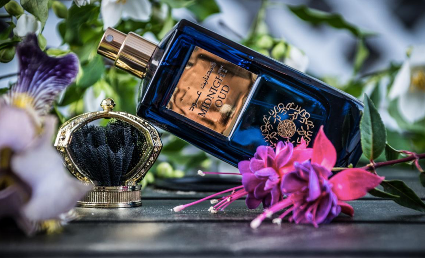 {{ BOIS_DIRIS }} - {{ AROMA_SCENT}} Midnight Oud Ard Al Zaafaran